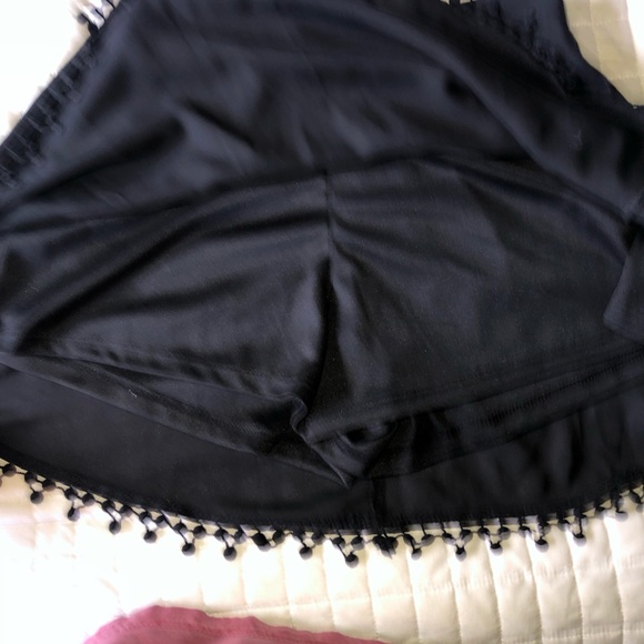 cute black shorts w detail at the bottom WORN ONCE - Picture 5 of 5